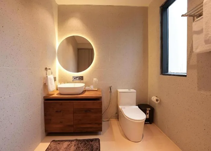 Villa Modern 4 Bedroom Walking Distance To Double Six Seminyak (Bali)